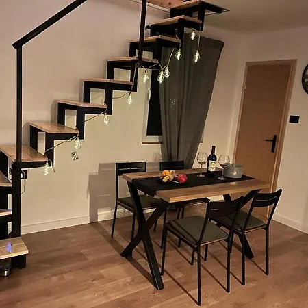 Xenos Loft Karakter