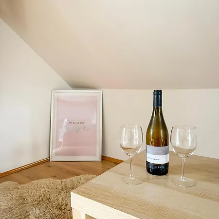 Xenos Loft Karakter ズラティボール