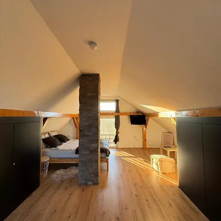 Xenos Loft Karakter ヴィラ